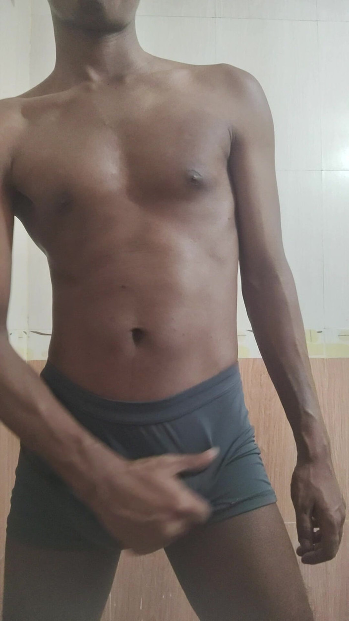 asa: 令人兴奋的鸡巴塞进这个热辣的男孩