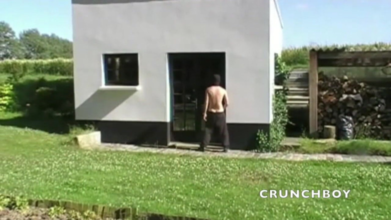 Crunch Boy: Ragazzo francese scopato dal poliziotto