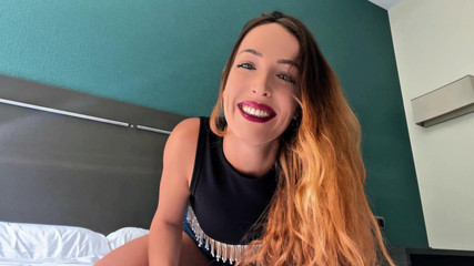 Liz Rainbow: Tôi thủ dâm ở Catalan