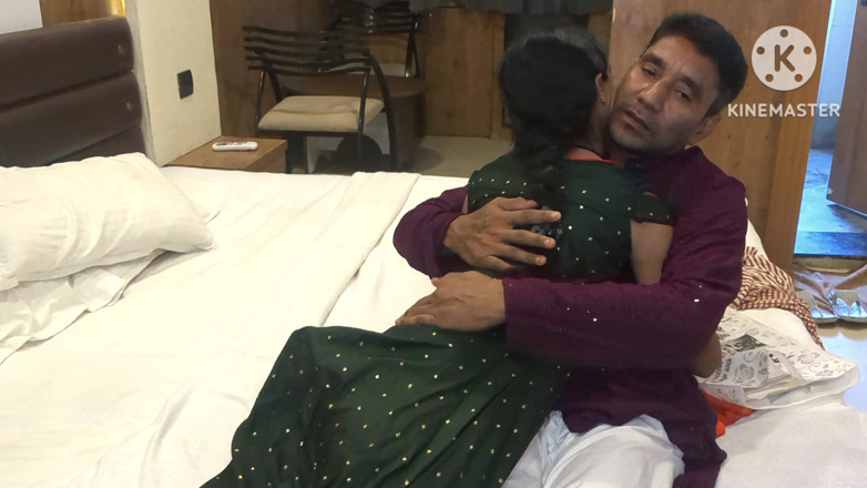 Kirankirati: Bhabhi ki Chudai 穿着绿色礼服 xxx 性爱