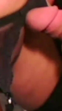 Blonde milf houdt van pijpen op kantoor