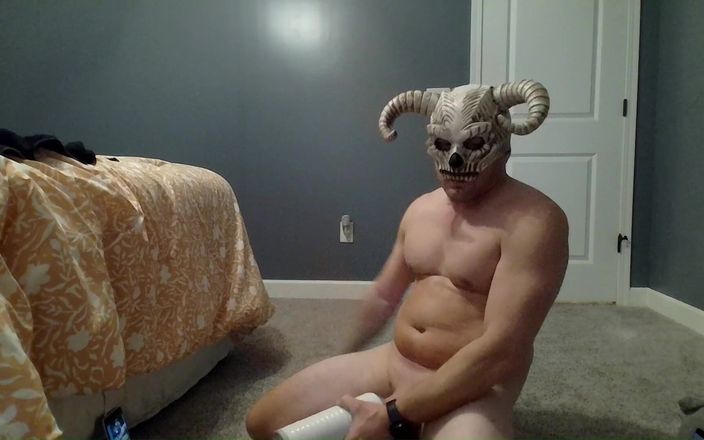 Bald Daddy: Balddaddy người đàn ông cơ bắp thẳng trắng chơi hậu môn với đồ...