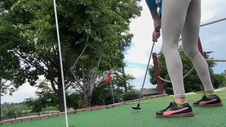 Bigmax8inch: Pertemuan golf bertukar menjadi blowjob bumjang dengan si rambut merah...