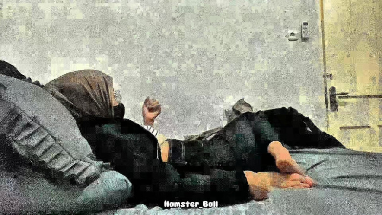 Hamster_Ball: Malezyalı tesettürlü üvey kız kardeş büyük yaraklı desi üvey erkek kardeşe karşı