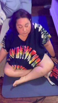 BBW Does Peek a Boo Yoga