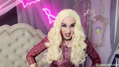 Geeky Femdom: Hocus Pocus Řádí na komických con pannách