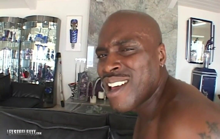 Lex Steele: Black Reign 收藏家版本：ayana Angel吞下lex load