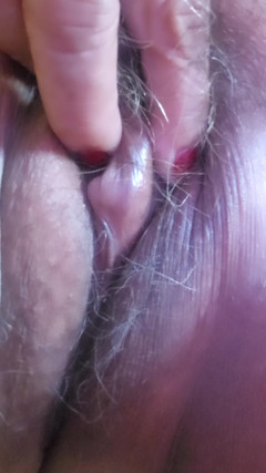 Zilah Luz: Dobré ráno! Kundička mé babičky a klitoris jsou připraveny na...