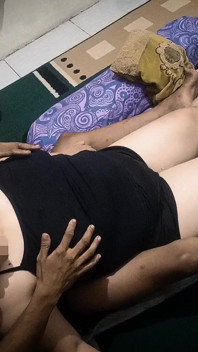 Auntie Is Very Horny and Wants to Be Fucked