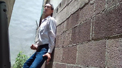 Raba erre elle: Čas na hraní od Rabaůrní Artista