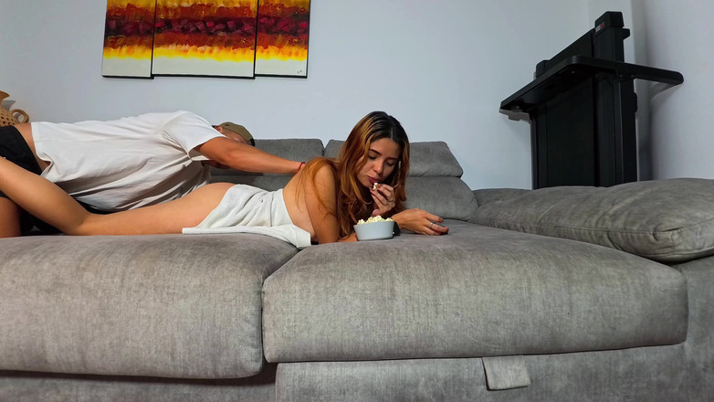 Labestiaylabella: Das spielen bei meinem freund endete im hardcore-sex und mit...