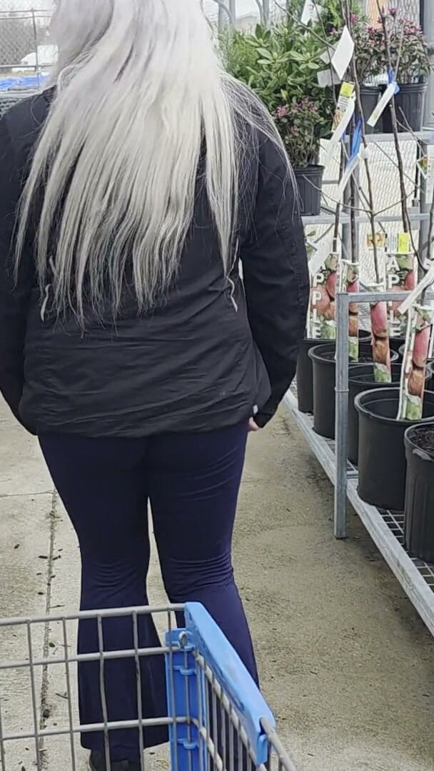 Missi Rae: Plant Shopping