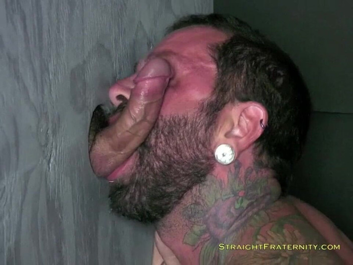 Straight Fraternity: 바트의 두꺼운 Veiny 을 빨아