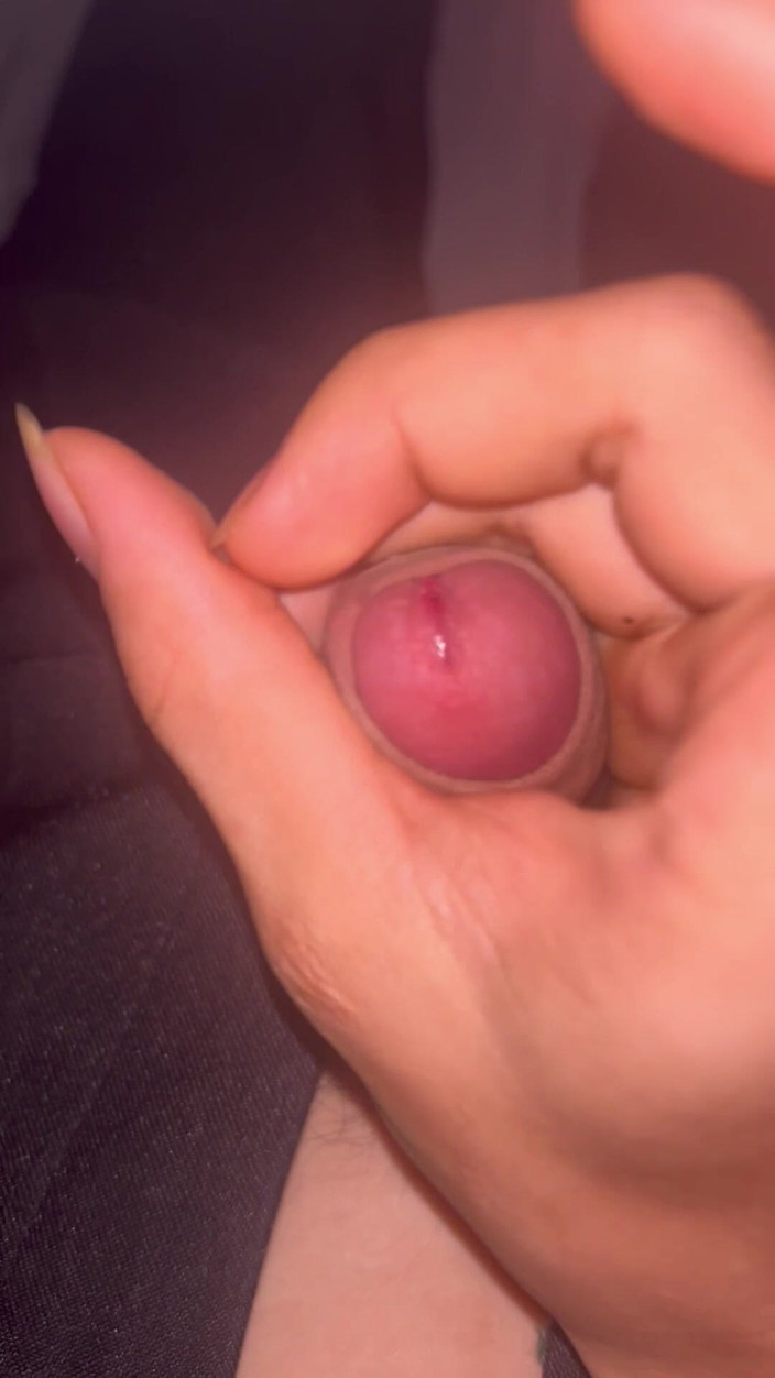 Quan Vietnam 18: Právě skončilo dlouhé únavné setkání a je skvělé ležet v posteli...