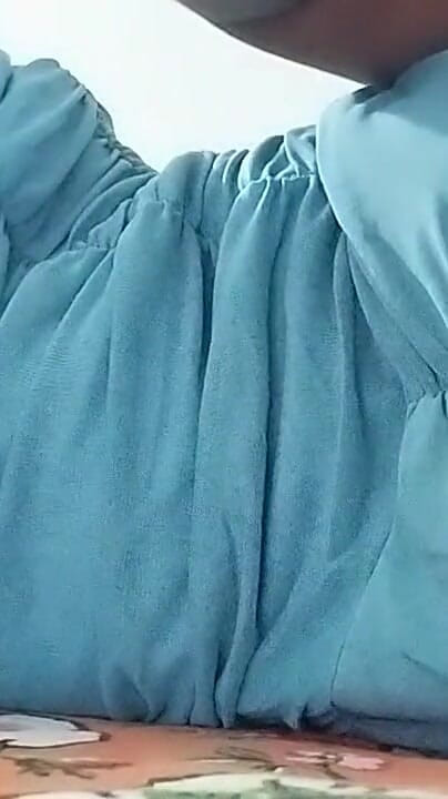 Indian nude baby video: Indian Girl