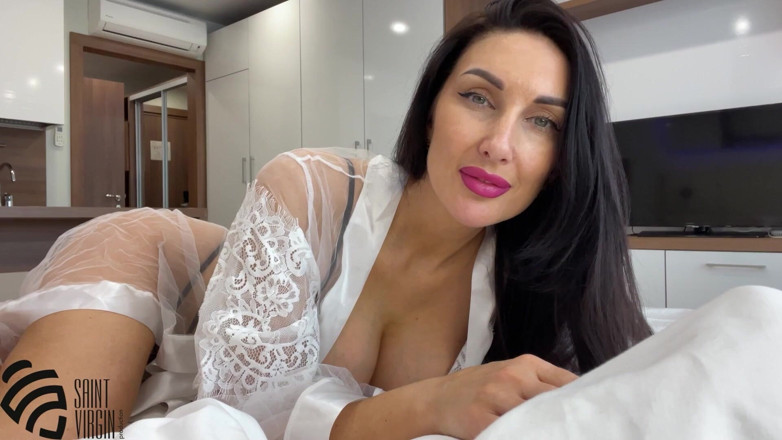 SaintVirginPro: Гаряча мачуха, брудні розмови, чуттєвий мінет і дрочка руками