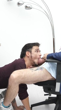 La piccola puttana del capo!!! di Leo Bulgari, Sebas Silver e Justin jett