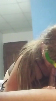 What a Good Blowjob That 70-year-old MILF Gives Me.