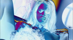 Cryptostudios: Nádherná teenagerka dostane její drobnou kundičku olízanou a šuká sexy potetovaným...