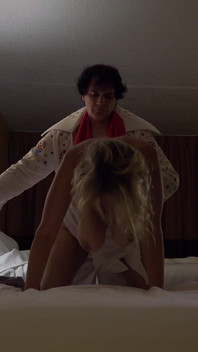 Bianca je krásná obrovská sexy swinging prsa kompilace část 2