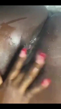 Pokonałem jej cipkę w górę, Made Her Squirt 12 razy - Wibrator vs BBC