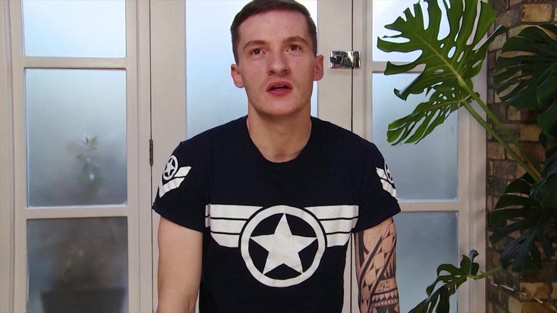UK Naked Men: Daniel James