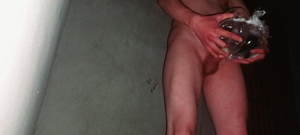 SHAYAN DENIZ: Ich hatte sex mit einem spielzeug allein im badezimmer