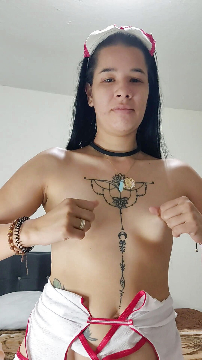 JANA studios: 私はとても暑いです私は私の体を犯しています