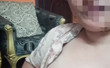 Horny Indian GF Cumming Multiple Times