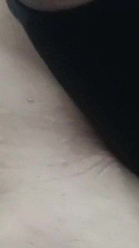 La cuñada del pueblo Desi está teniendo buen sexo en el baño