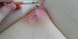 Adashah: CBT otrok. Hořet cigaretami. Lidský popelník. Zamčený v malé cudnosti...
