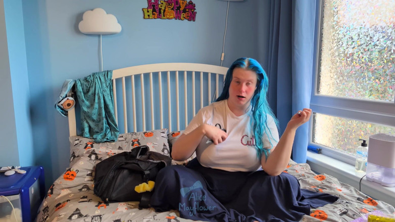 Alice_Mayflower_Scottish: Bbb září 2025 Haul - Solo girl - sfw