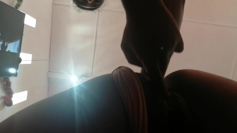 Tina Baby: Gaun baru ibu tiri dibuat dengan tangan baru membuat kontolku...