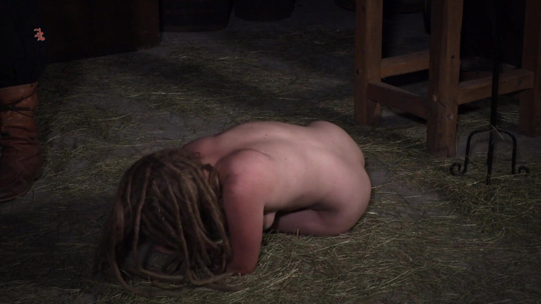 Inquisition and prison world: Hexenfest Two Maids Naked in Court to Be Punished