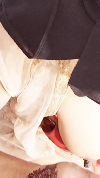 Mi hermanastra estaba en la webcam cuando se masturbaba mi gran polla gorda mientras disfrutaba del sexo