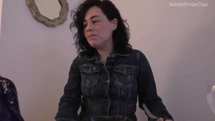 Natalie Wonder: Збентеження у розщеплених штанях