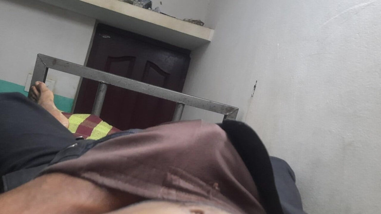 Wheyincognito: Eccitanti sei pack boy si masturba nella stanza