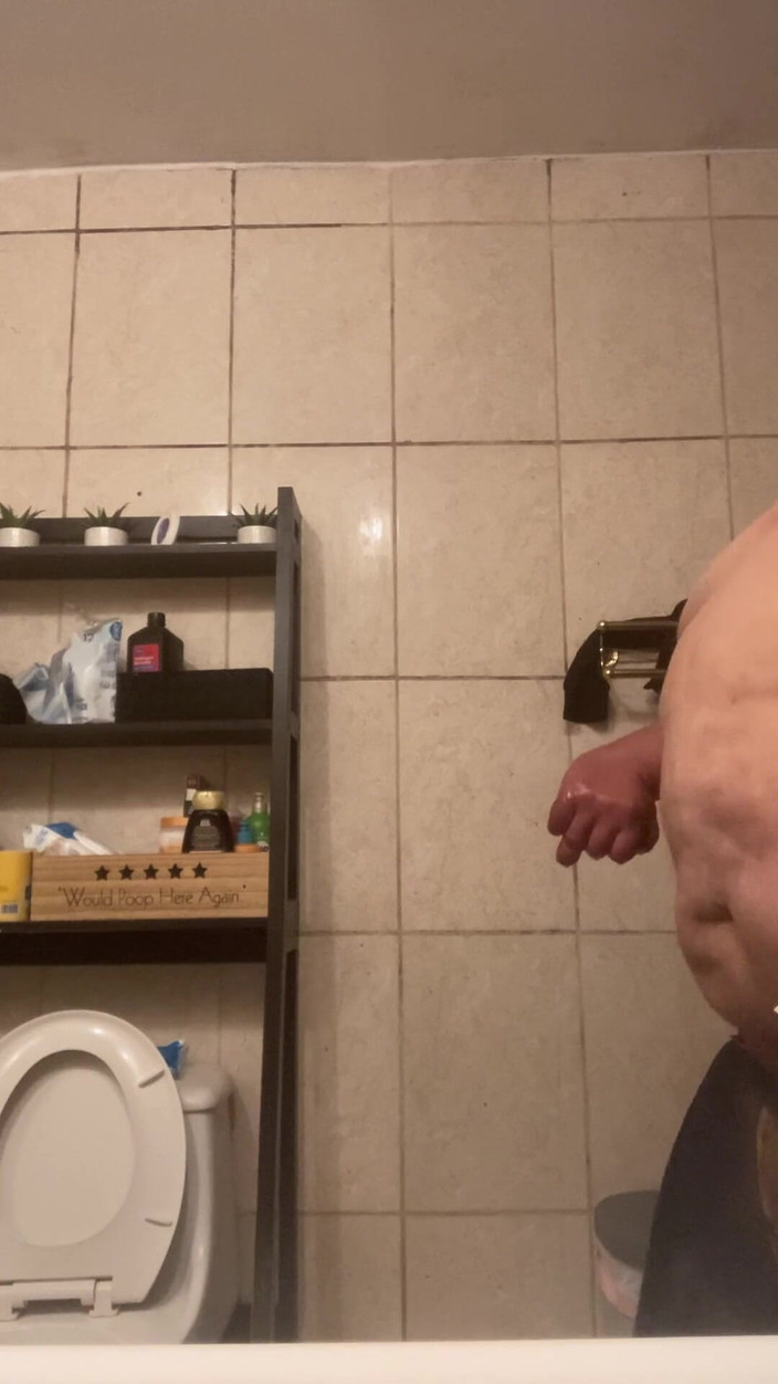 Chubbytits16: Potřebuji, aby si někdo hrál s kým dobrovolníci