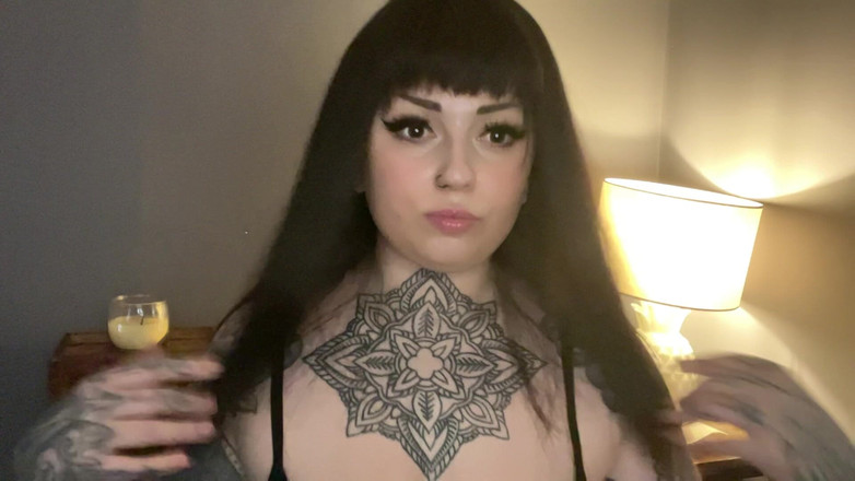 Miss Valentina: Voglio prendere tutto ciò che hai