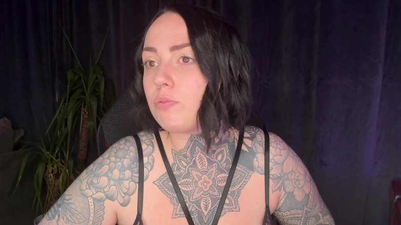 Miss Valentina: Fantasi The Hit List