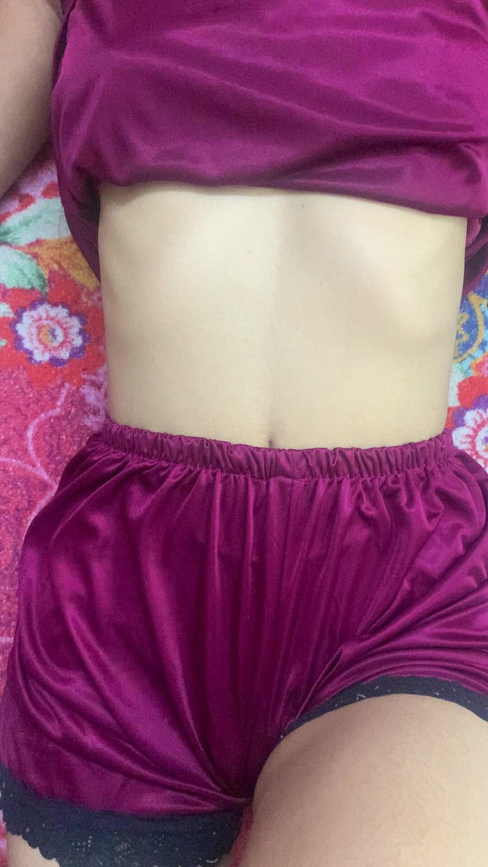 Riya mickey: Mahasiswi Mumbai pecah perawan untuk pertama kalinya