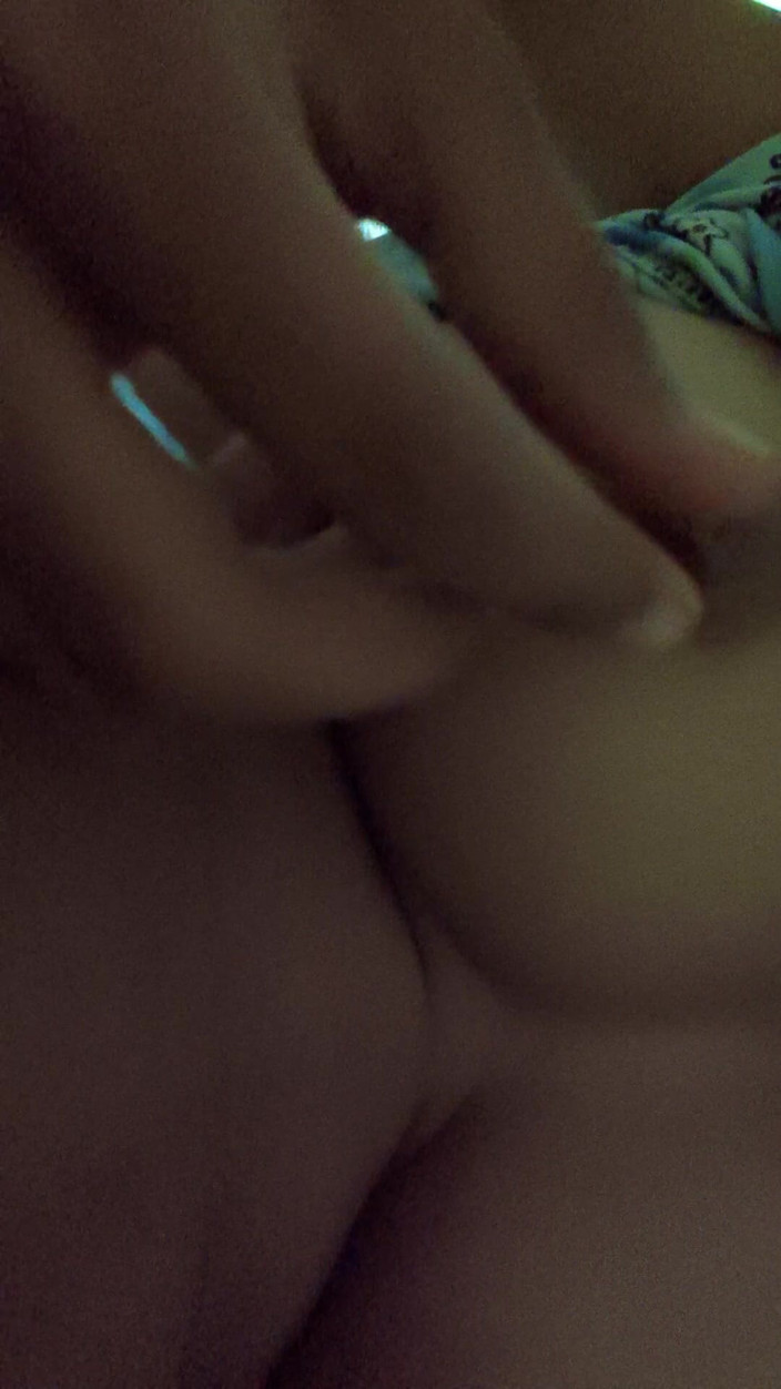 Moma: インディアンモデル ホットナイトビデオ