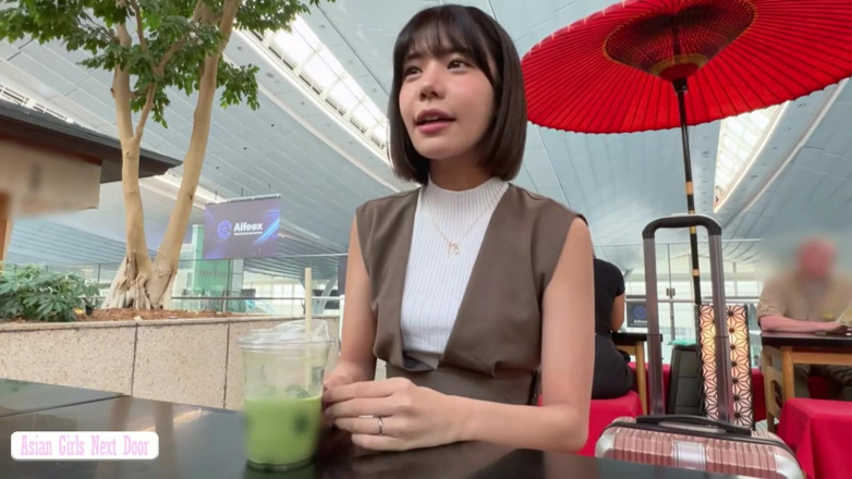 A case of fling: 元スリムで胸が平らな既婚恋人、29歳。数年ぶりの再会が爆発的な中出射精へと