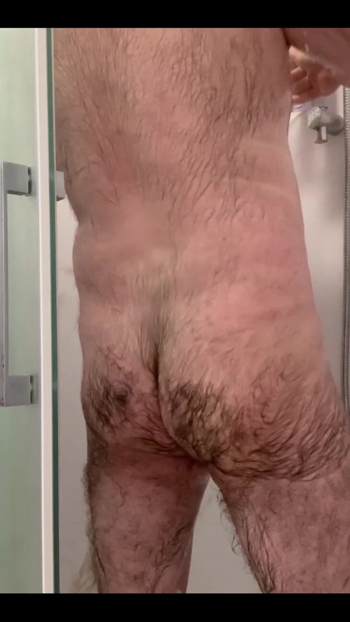 Djdavexxx: Czas na prysznic, pokój dla 2 osób