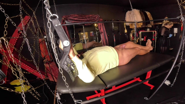 Queen_of_BDSM: Zamrozę twoje bezużyteczne jaja!