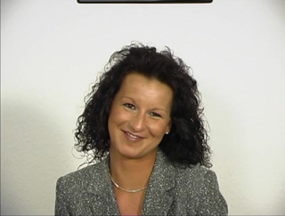 VintageXMovies: Hairy mature pleasures herself at the casting