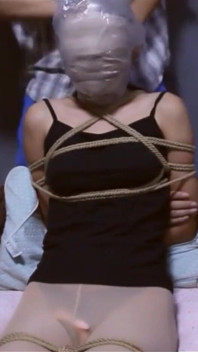Ajustare cu legare pulover cu lenjerie intimă