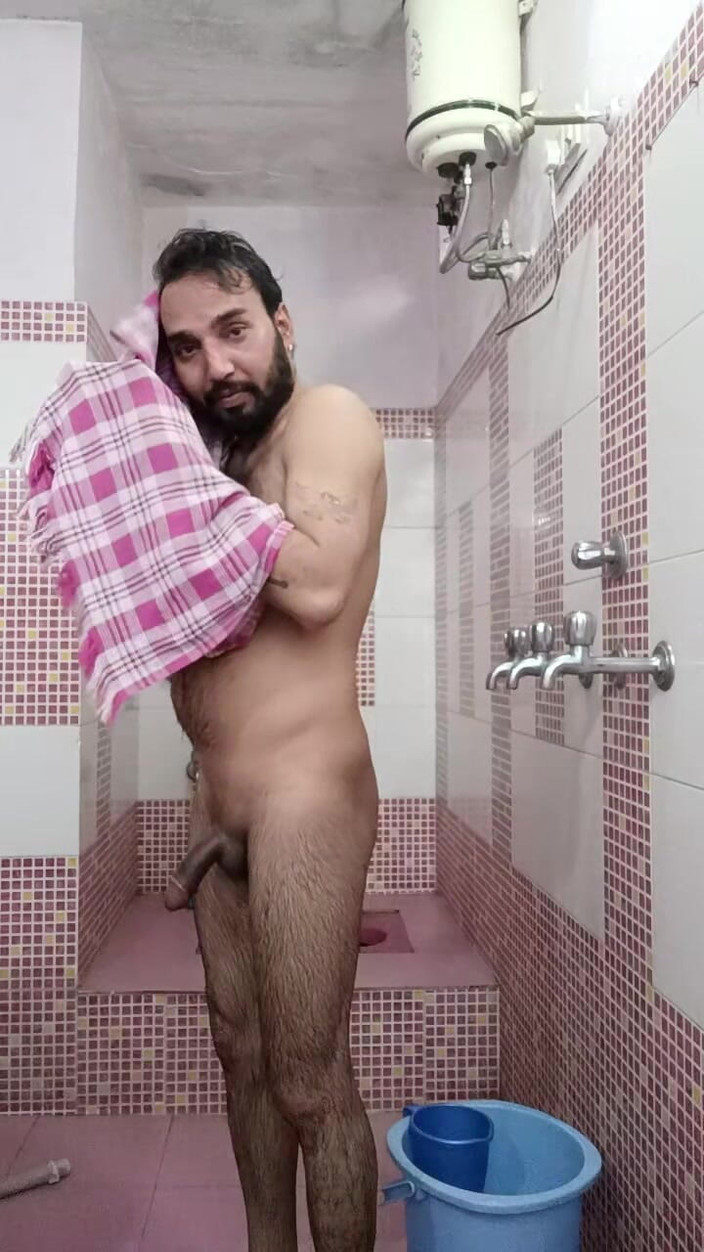 Rajasthani-old-lover: Noite cheia de prazer com padrasto e seu amigo