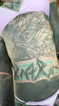 Te Gusta Mi Cuerpo Tatuado? ¡sígueme Ahora Por Más!