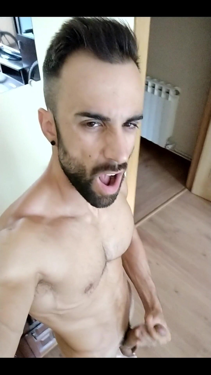 Zeus Ray: Jsem tak nadržená...